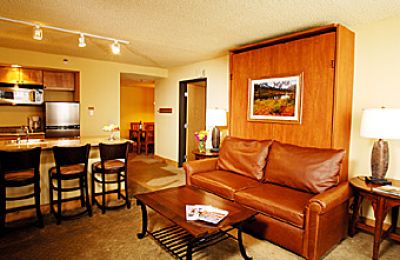 CO/Crested Butte/The Grand Lodge Hotel & Suites/Whetstone-Suite-340