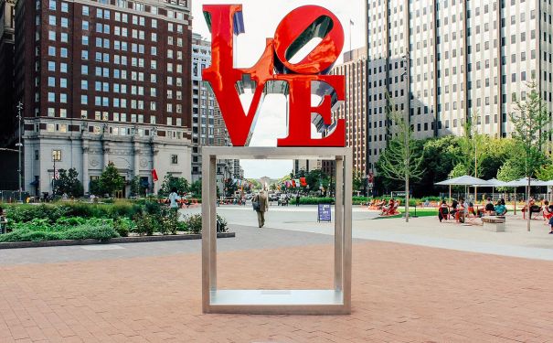 PA/Philadelphia/Love Statue