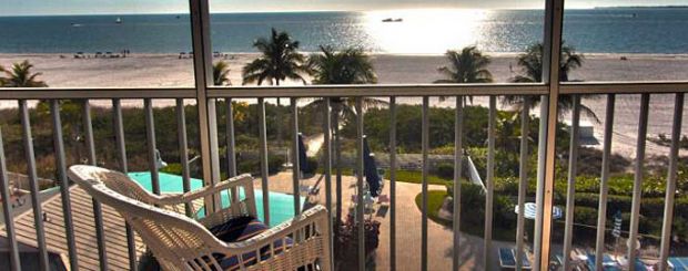 Pink Shell Beach Resort & Marina, Fort Myers, Florida - Credit: Pink Shell Beach Resort & Marina