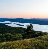 Blick auf Lake George vom Buck Mountain, Adirondacks Region, New York State - Credit: Darren McGee, NYSDED