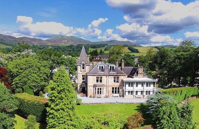 SCO/Pitlochry/Knockendarroch Hotel/Außenansicht