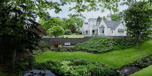 SCO/Aberdeenshire/Douneside House/Aussen