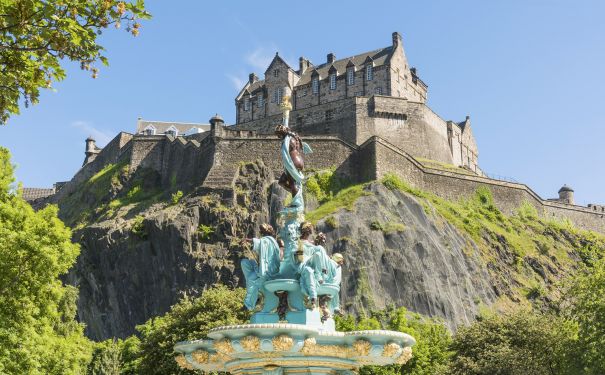 SCO/Edinburgh/Edinburgh Castle/Princes Street Gärten