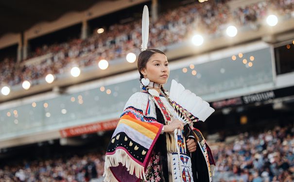 AB/Calgary/Calgary Stampede/Indigenous performer