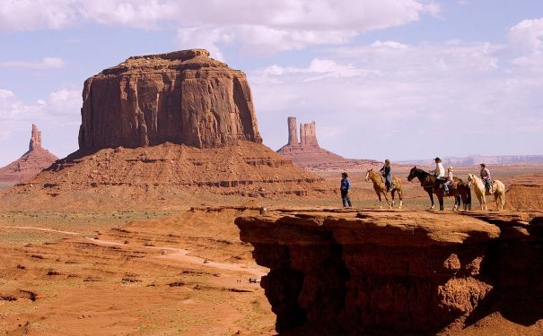 AZ/Monument Valley Horseback Riding