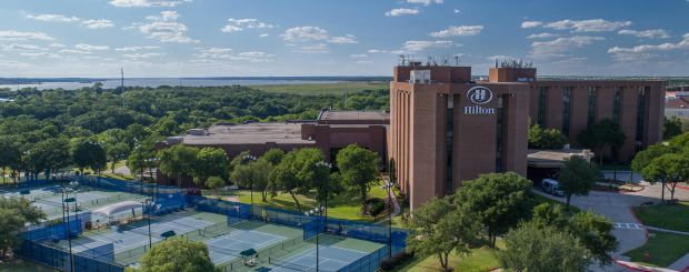 Außenansicht, Hilton DFW Lakes Executive Conference Center, Grapevine, Texas - Credit: Hilton DFW Lakes Executive Conference Center