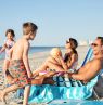 Familie am Strand, Myrtle Beach, South Carolina - Credit: Visit Myrtle Beach