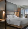 Zimmer 1 King, SpringHill Suites New Smyrna Beach, New Smyrna Beach, Florida Credit - Expedia