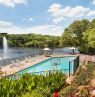 Außenpool, Hilton DFW Lakes Executive Conference Center, Grapevine, Texas - Credit: Hilton DFW Lakes Executive Conference Center