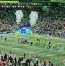 Einlauf der Seattle Seahawks aufs Spielfeld, Lumen Field Stadium, Seattle, Washington - Credit: D. Büttner