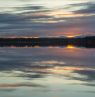 Sonnenuntergang Loch Morlich, Schottland - Credit: VisitScotland / Kenny Lam