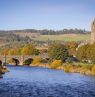 Peebles am Fluss Tweed - Credit: VisitScotland, Kenny Lam